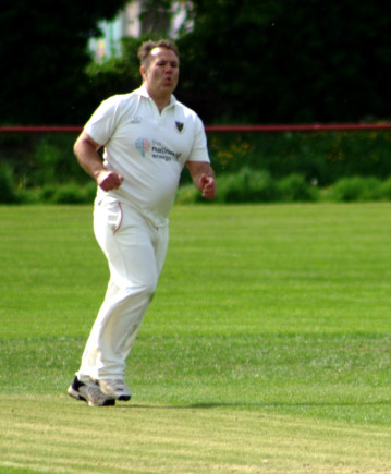 Rob Rollings opening the bowling for Chelmarsh vs Chirk